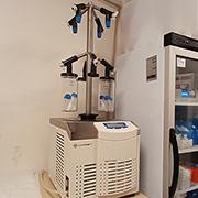 Alpha 2-4 LDplus Freezer Dryer